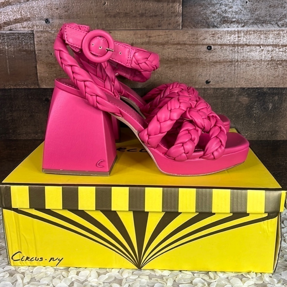 Circus by Sam Edelman Mable Ankle Strap Flamingo Pink Sandals Size 7.5